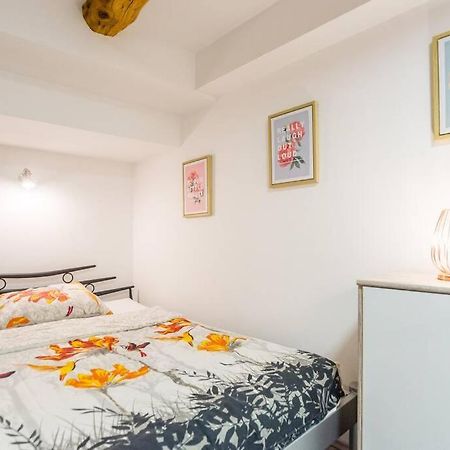 Apartma N'Poznam Tobacna Lubiana Esterno foto