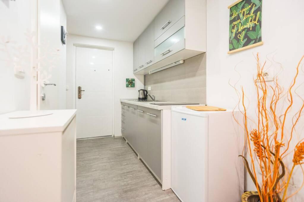 Apartma N'Poznam Tobacna Lubiana Esterno foto