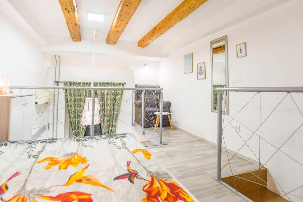 Apartma N'Poznam Tobacna Lubiana Esterno foto